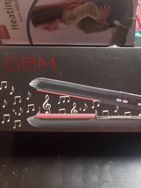 NEW Gem 1-inch ceramic hair straightener